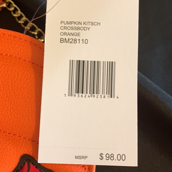 Rare Betsey Johnson NWT Pumpkin Purse - Picture 7 of 13